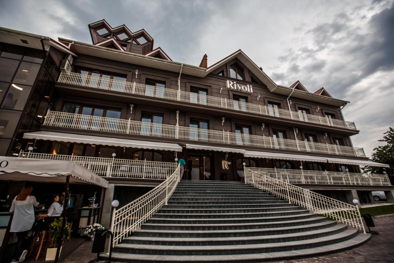 Rivoli Hotel Черновцы Экстерьер фото