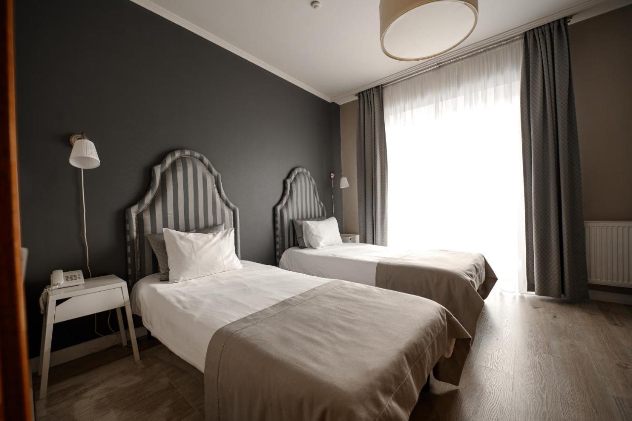 Rivoli Hotel Черновцы Экстерьер фото