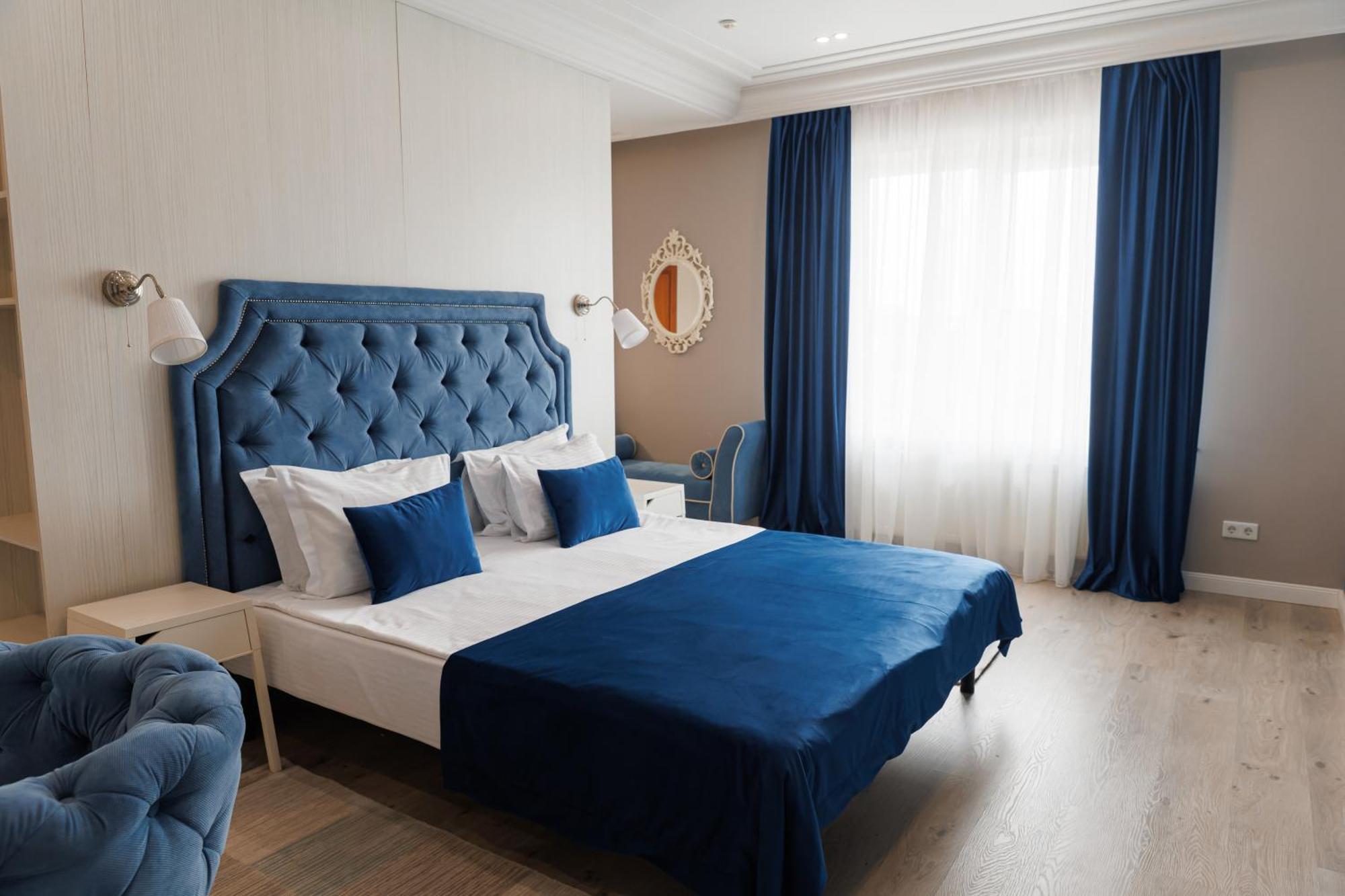 Rivoli Hotel Черновцы Экстерьер фото